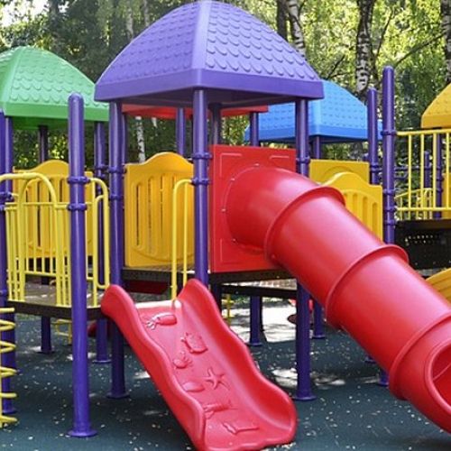 *Сайт компании "Отель Групп" по бронированию "Атлас Парк" отеля